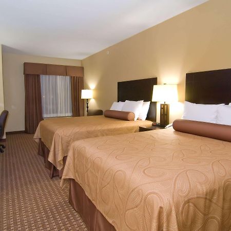 Best Western Bastrop Pines Inn Phòng bức ảnh