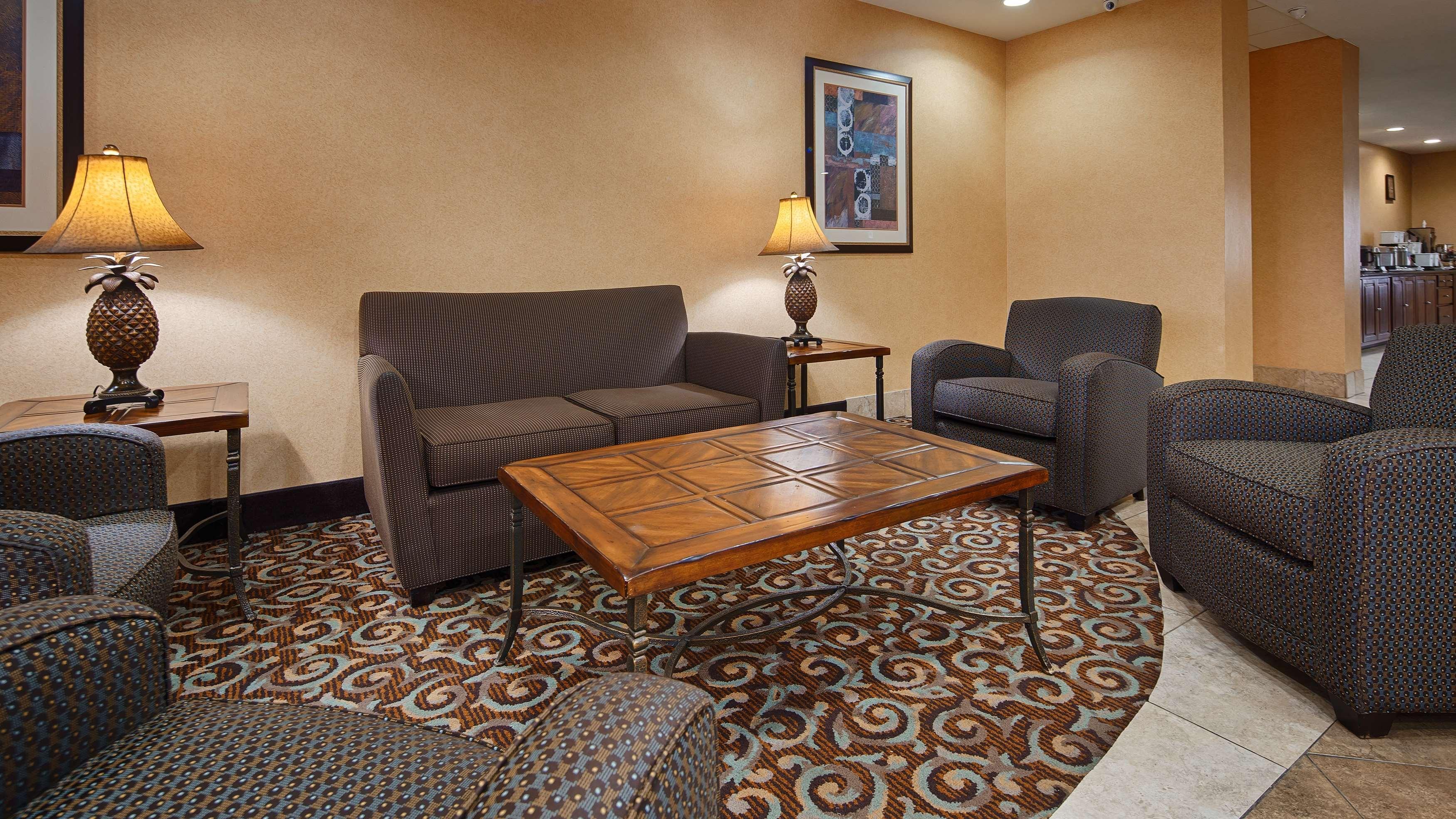 Best Western Bastrop Pines Inn Ngoại thất bức ảnh