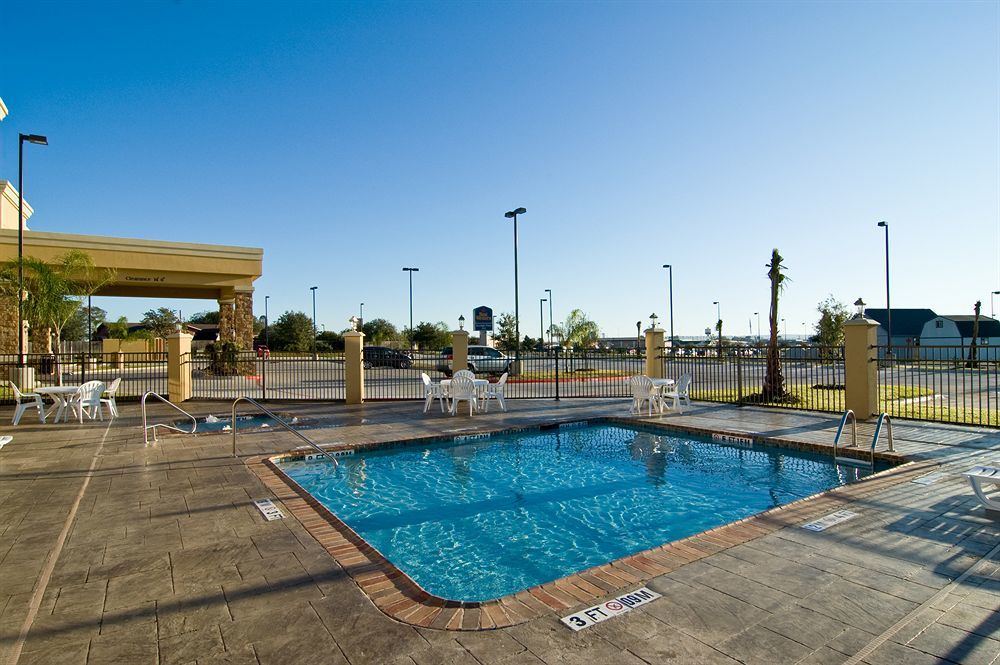 Best Western Bastrop Pines Inn Ngoại thất bức ảnh