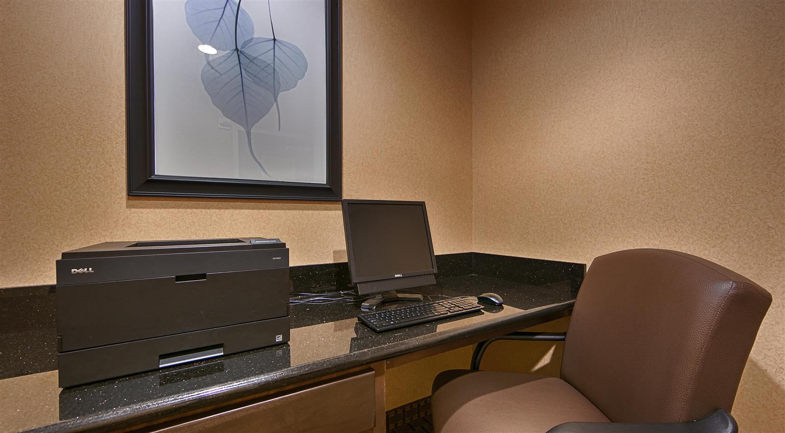 Best Western Bastrop Pines Inn Ngoại thất bức ảnh