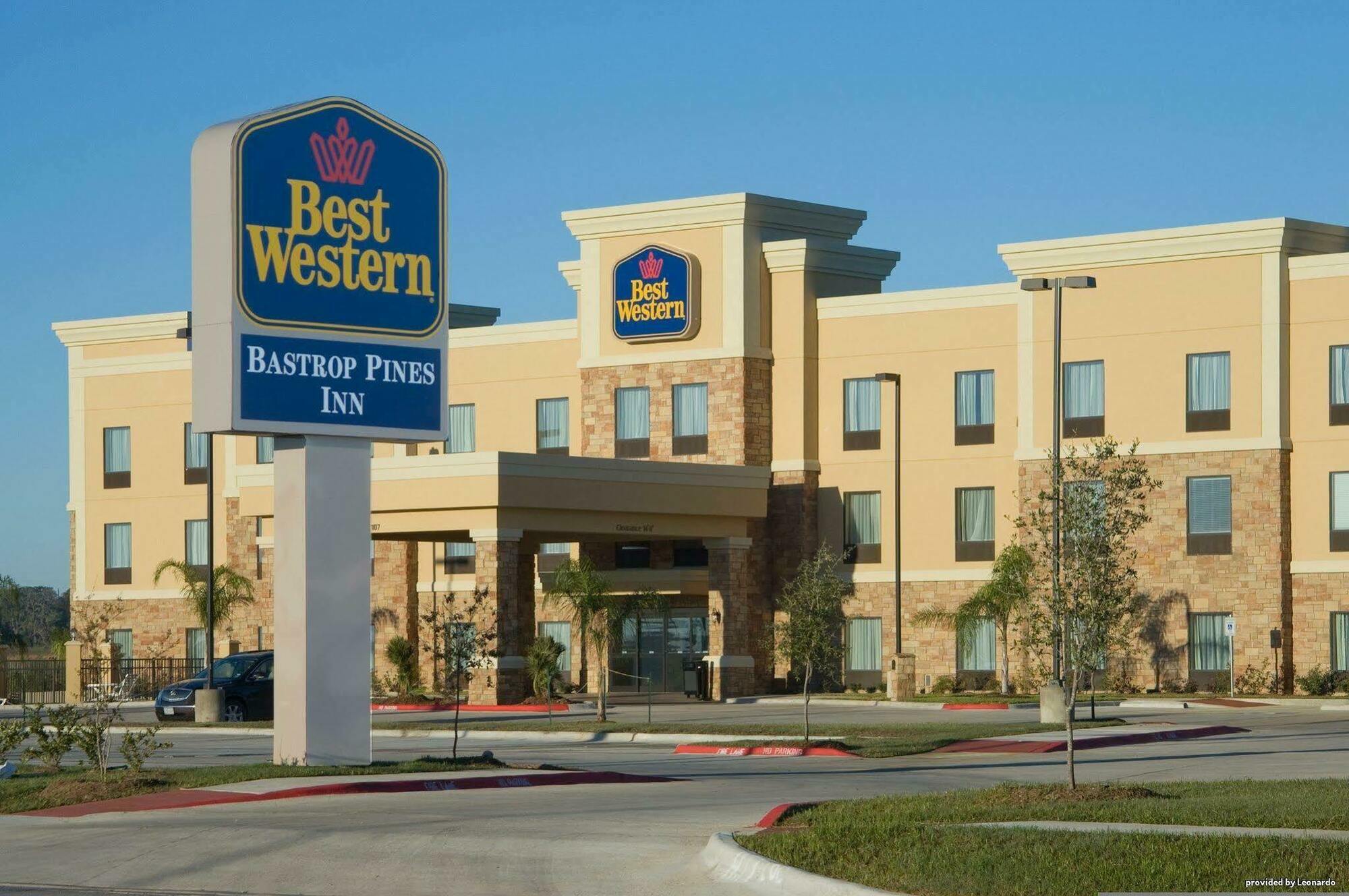 Best Western Bastrop Pines Inn Ngoại thất bức ảnh